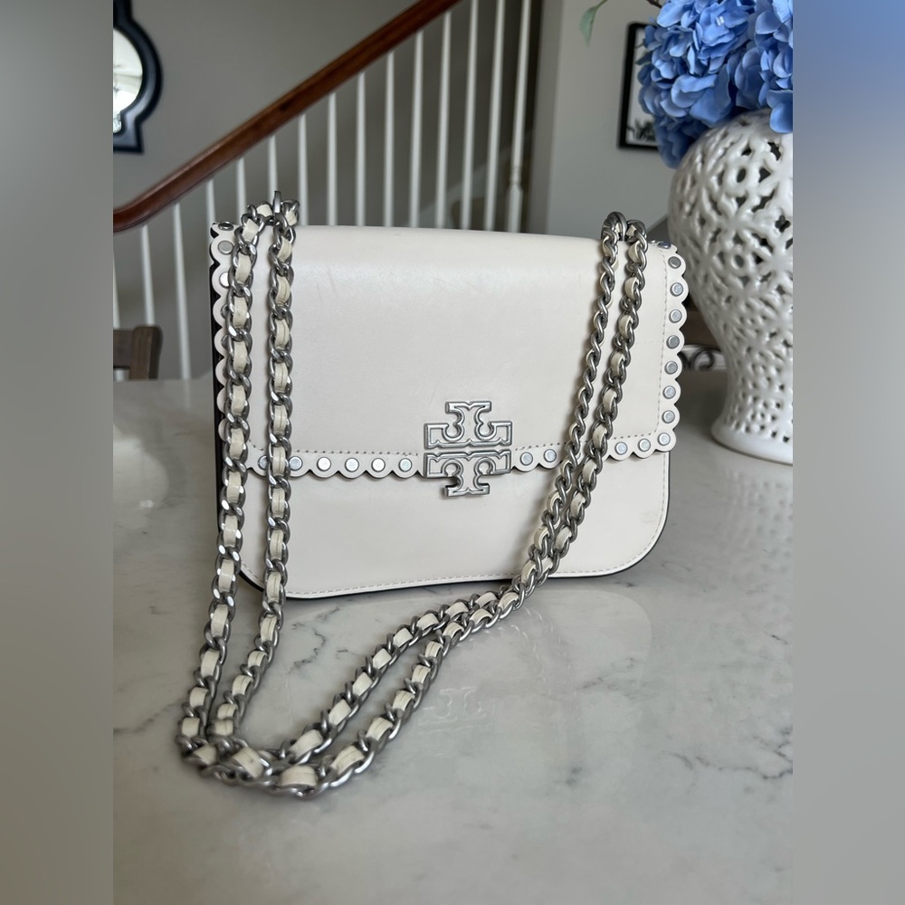 Tory Burch shoulder bag/ cross body.